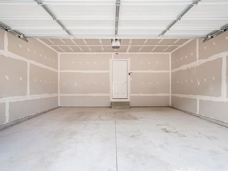 1002 Richard Ave — Photo 22