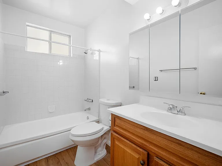 208 E Chevy Chase Dr #1 — Photo 12