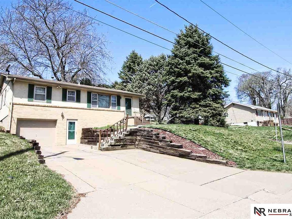 1st image of 5602 S 52nd St
