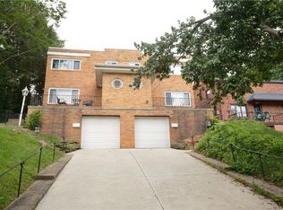 192-194 Morrison Dr, Pittsburgh, PA 15216