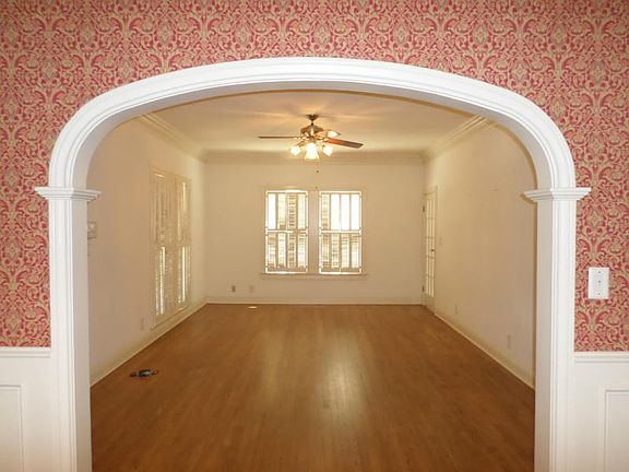 5th image of 453 Atlantic St