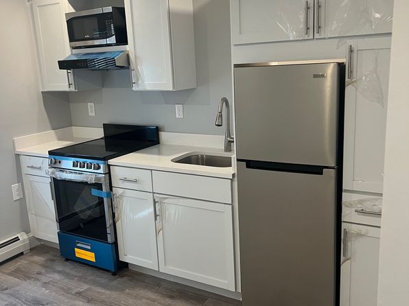 110 Lafayette Rd #17