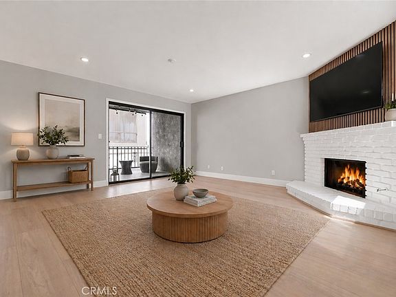 5th image of 2117 Grant Ave #1