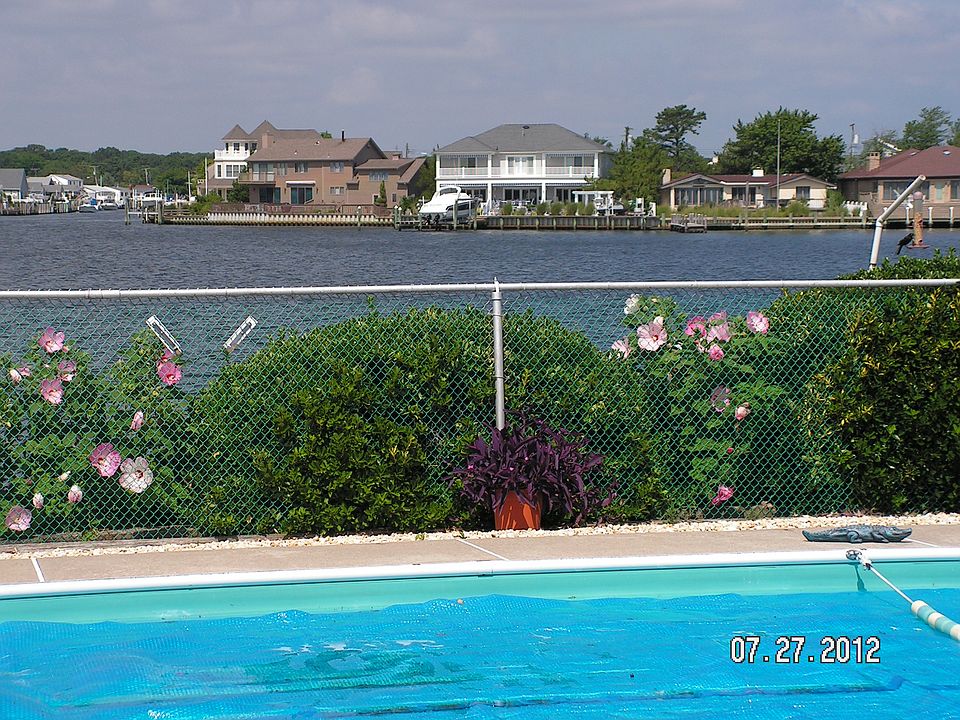 20X40 POOL-WATERVIEWS