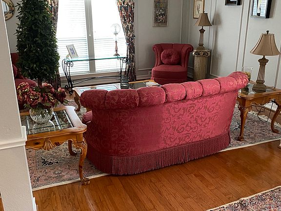 4th image of 653 W Peninsula Dr