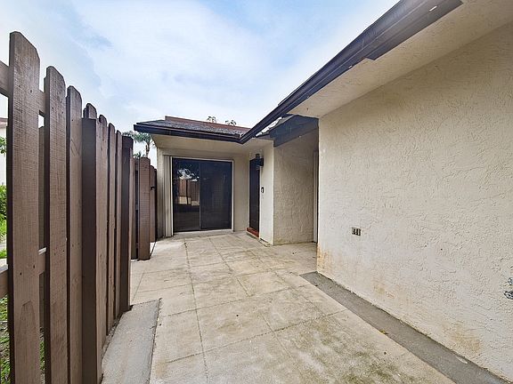 5th image of 3402 WATERVIEW Circle #B