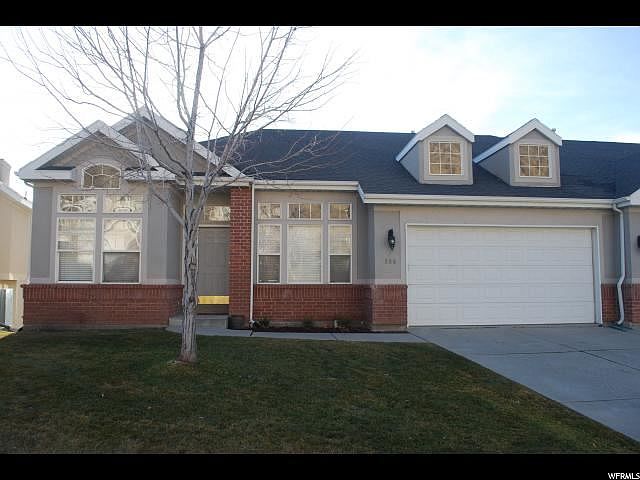 1st image of 239 N Queensland Ct
