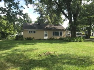 26W338 Saint Charles Rd, Carol Stream, IL 60188