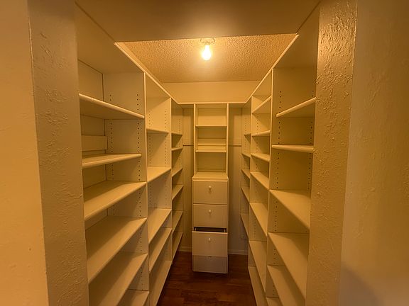 4th image of 4407 W Madison Pl