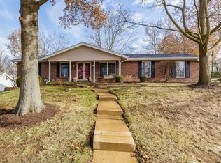 1 Morena Ct, Ballwin, MO 63011