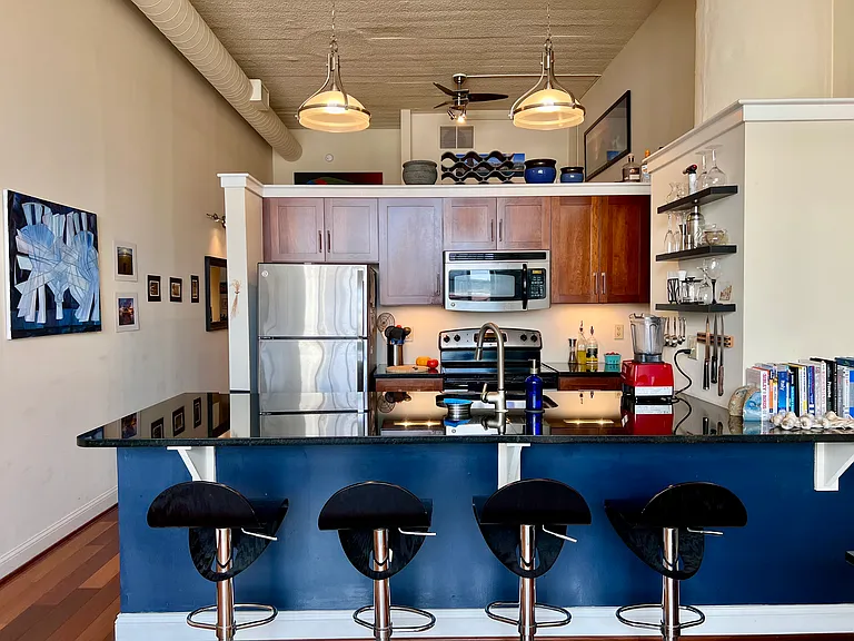 2429 Locust St #616 — Photo 4