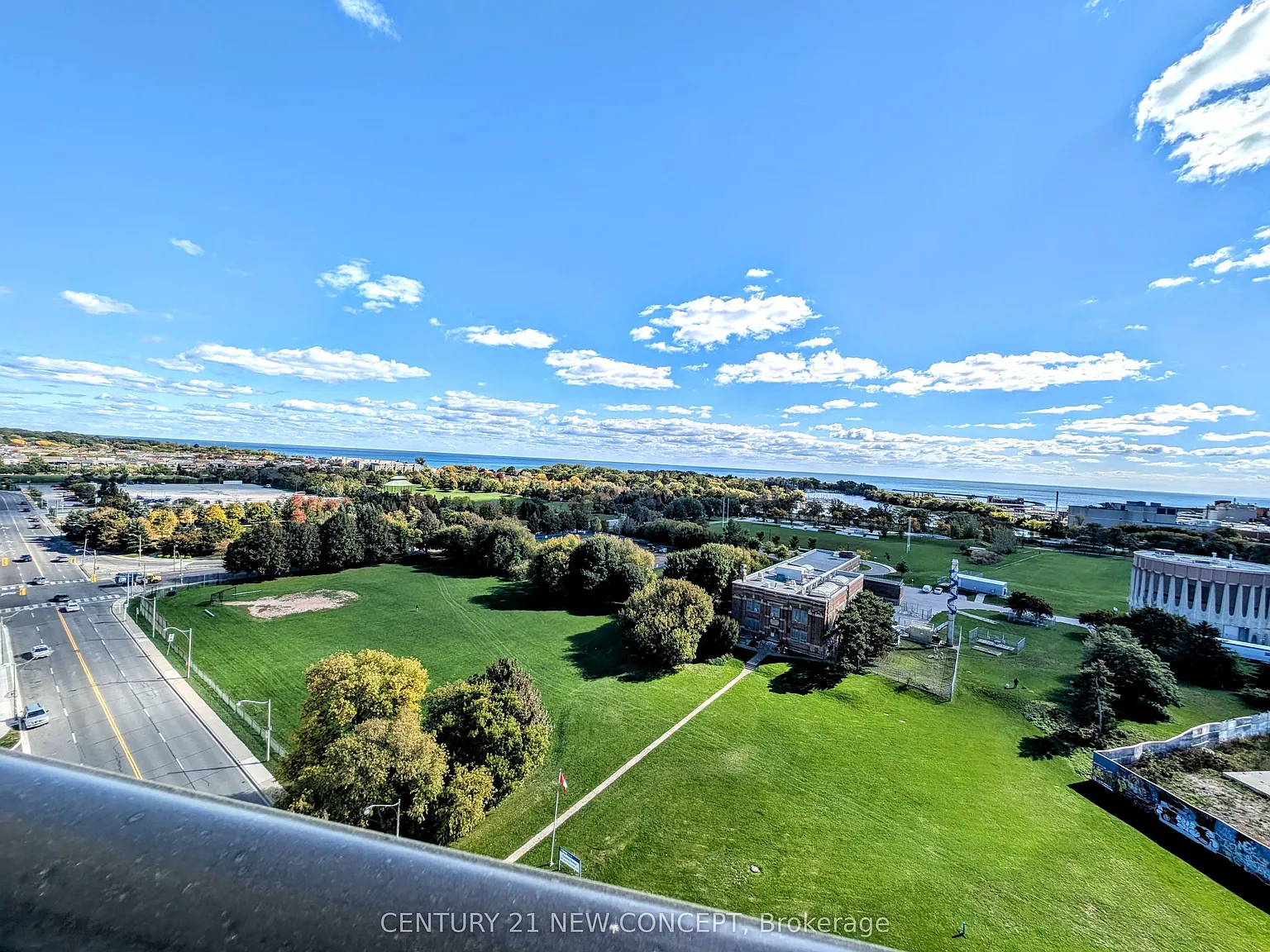 2 bed, $2,350 — Photo 4