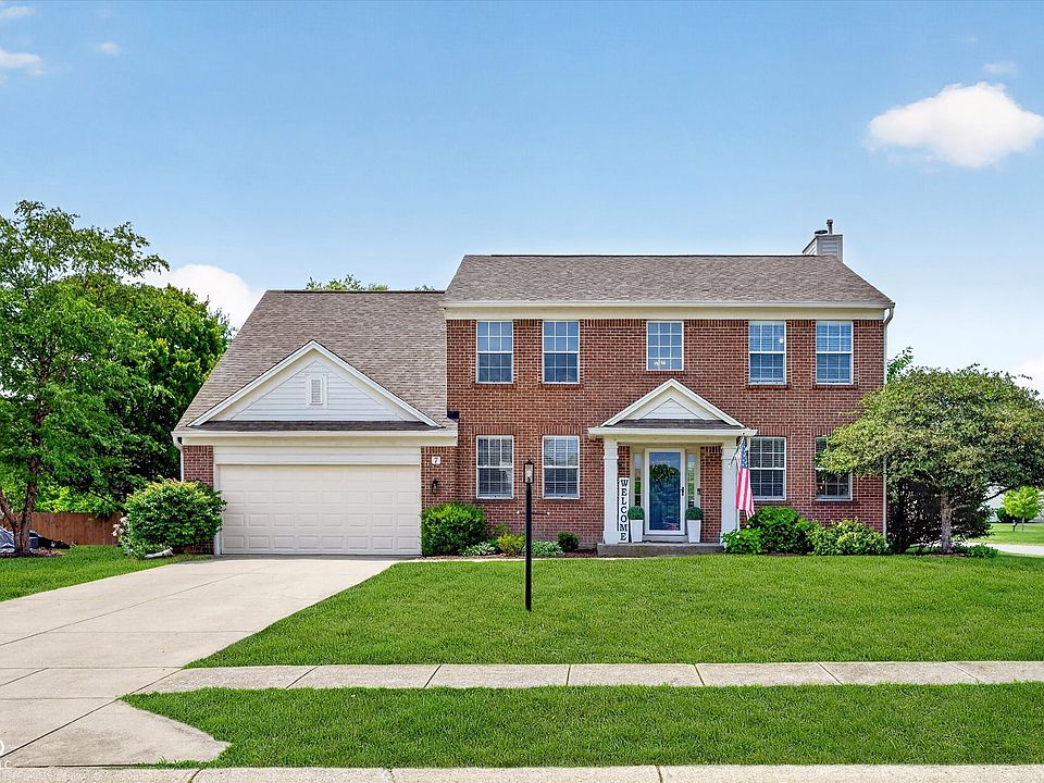 1st image of 7 E Wisteria Way