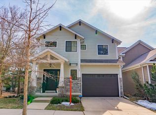 9419 Old Orchard Trl, Verona, WI 53593