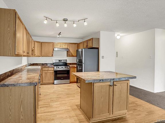 3rd image of 705 S Alton Way #5B