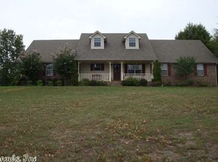 2933 W Country Club Rd, Searcy, AR 72143
