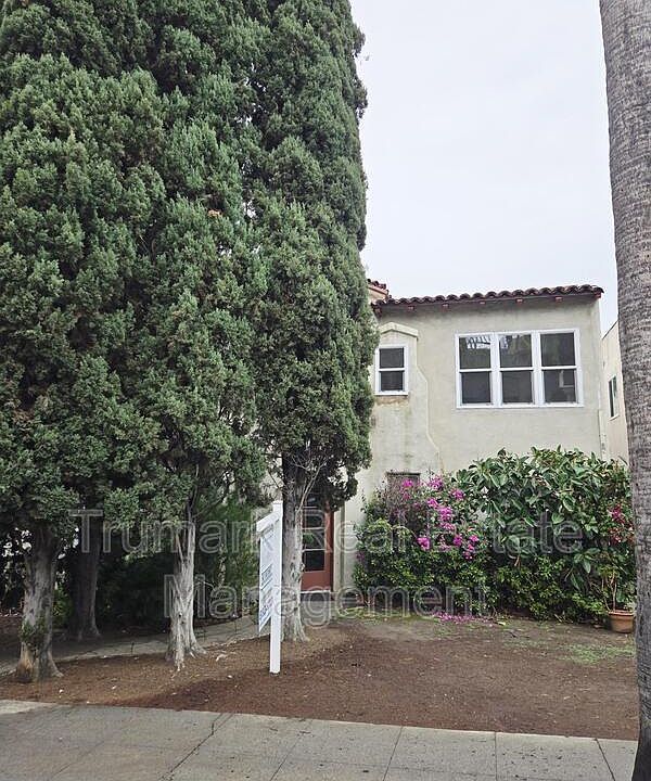 1st image of 4315 Avocado St #4