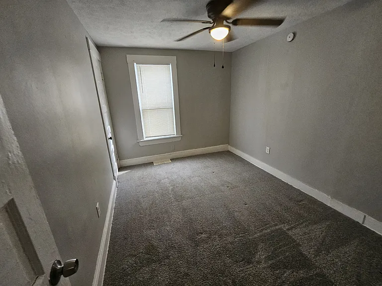 4520 Bush Ave #1 — Photo 11