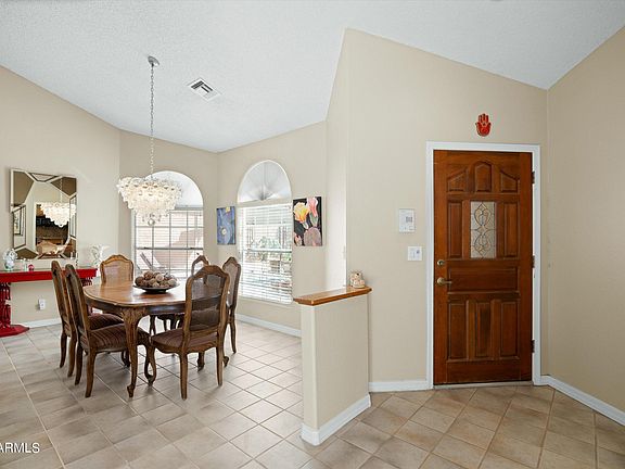 3rd image of 11236 E LAUREL Lane