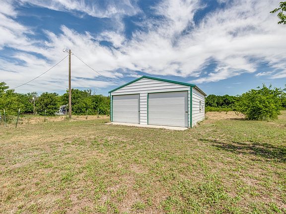 3rd image of 843 County Road 4900