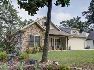 216 Mialaquo Cir, Loudon, TN 37774