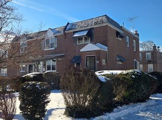 1382 Kimberly Dr, Philadelphia, PA 19151