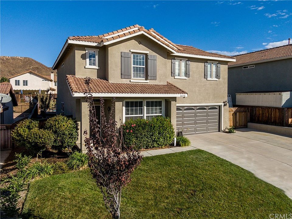 1st image of 22170 Country Hills Dr