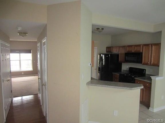 3rd image of 4118 Dominion Townes Cir #4118