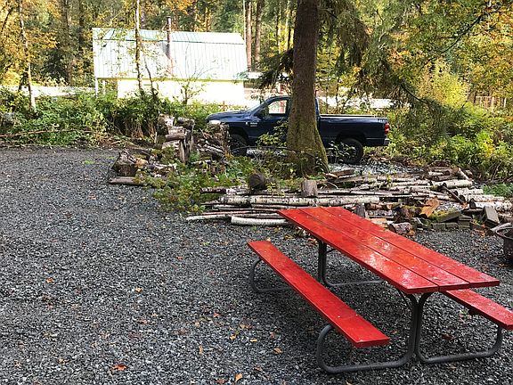 5th image of 39518 Mountain Loop Hwy
