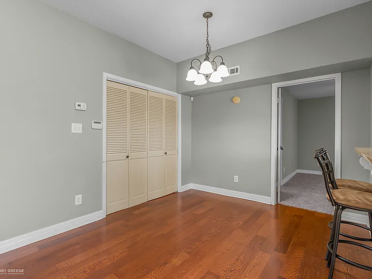 3100 Fairfield Ave #7C — Photo 9