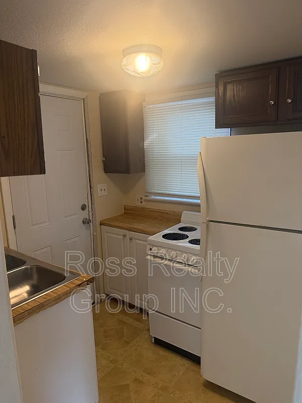 1 bed, 1.0 bath, 875 sqft, $700 — Photo 4
