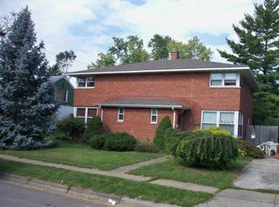 621 Winston Dr, Fairborn, OH 45324