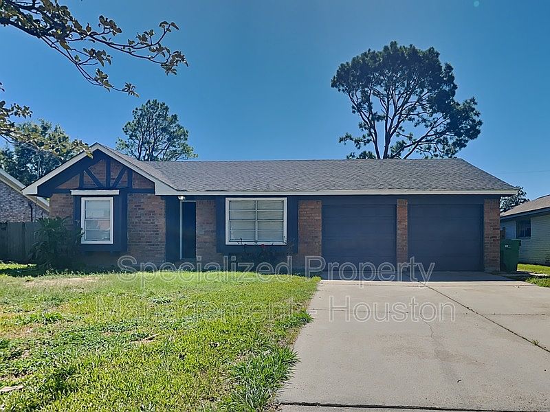 1st image of 611 Meadowglen Dr