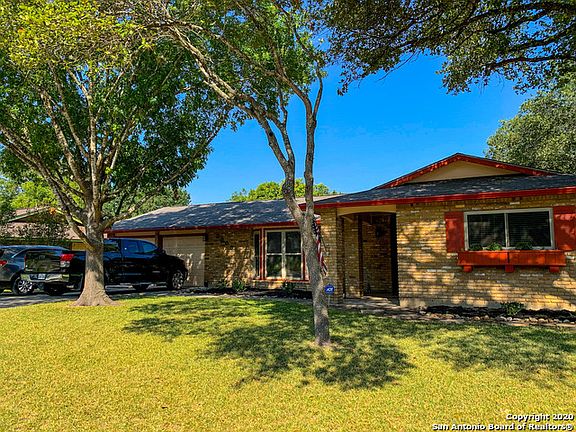 3rd image of 3309 Colony Dr