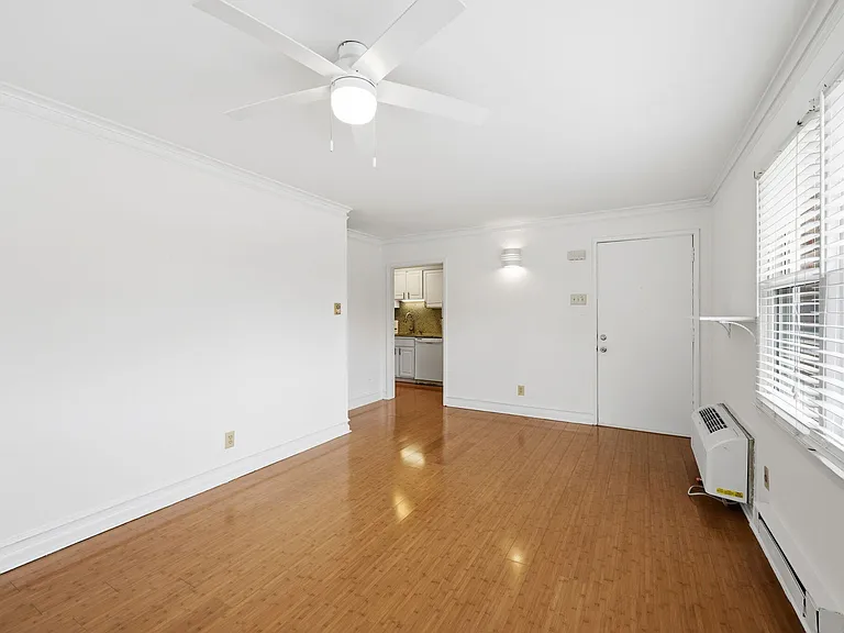 635 Daniels St #A — Photo 6