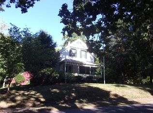 115 Abbott Run Valley Rd, Cumberland, RI 02864
