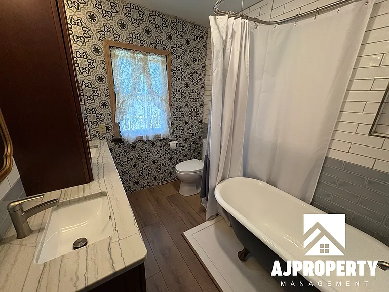 119 N Summit Ave — Photo 33