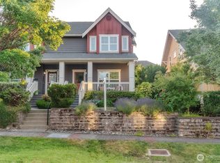 5913 31st Ave SW, Seattle, WA 98126