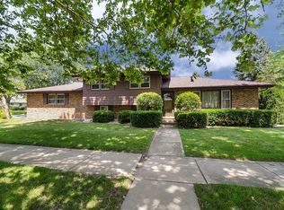 3402 172nd Pl, Lansing, IL