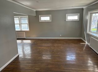 438 Beach 22 St #1, Far Rockaway, NY 11691