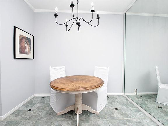 4th image of 9800 Pagewood Ln APT 3106