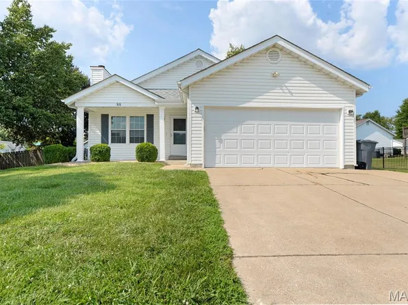 88 Mallard Pointe Dr, O'Fallon, MO 63368