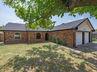 1918 Ridgewood Dr, Norman, OK 73071