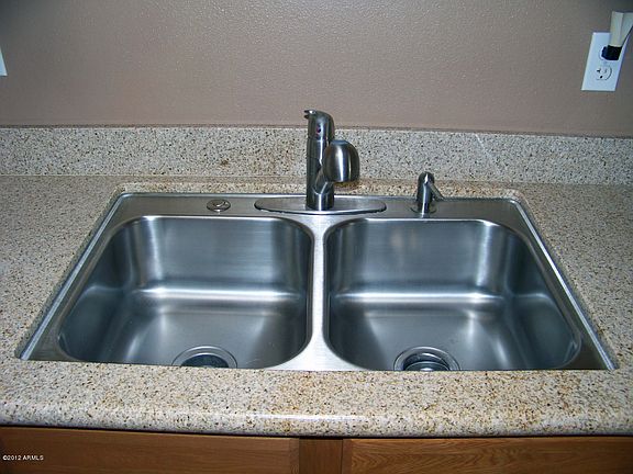 5th image of 10631 W Augusta Dr