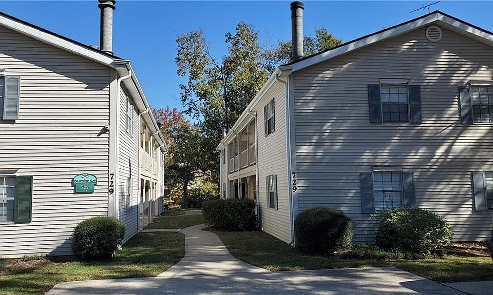 1st image of 729 Heavens Dr APT 5