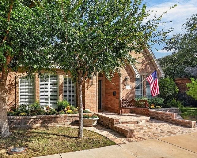 1st image of 5604 Fenway Dr