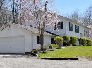 9699 Mulberry Rd, Chardon, OH 44024