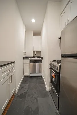 Rented by Jonathan Wachtel, LREB | media 8