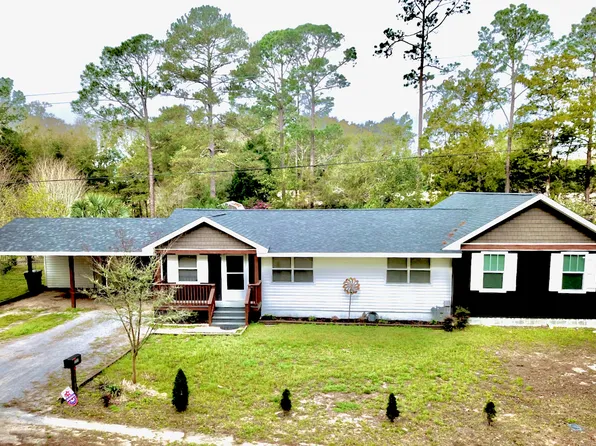 177 Twin Lakes Dr, Defuniak Springs, FL 32433