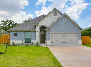 3540 Foxcroft Path, Bryan, TX 77808